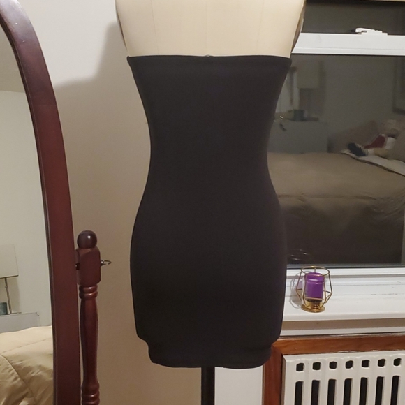 Little strapless black dress for any  ocassion - Picture 3 of 3